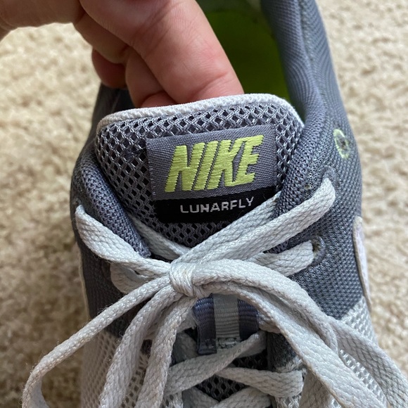 Nike sneakers - Picture 3 of 4